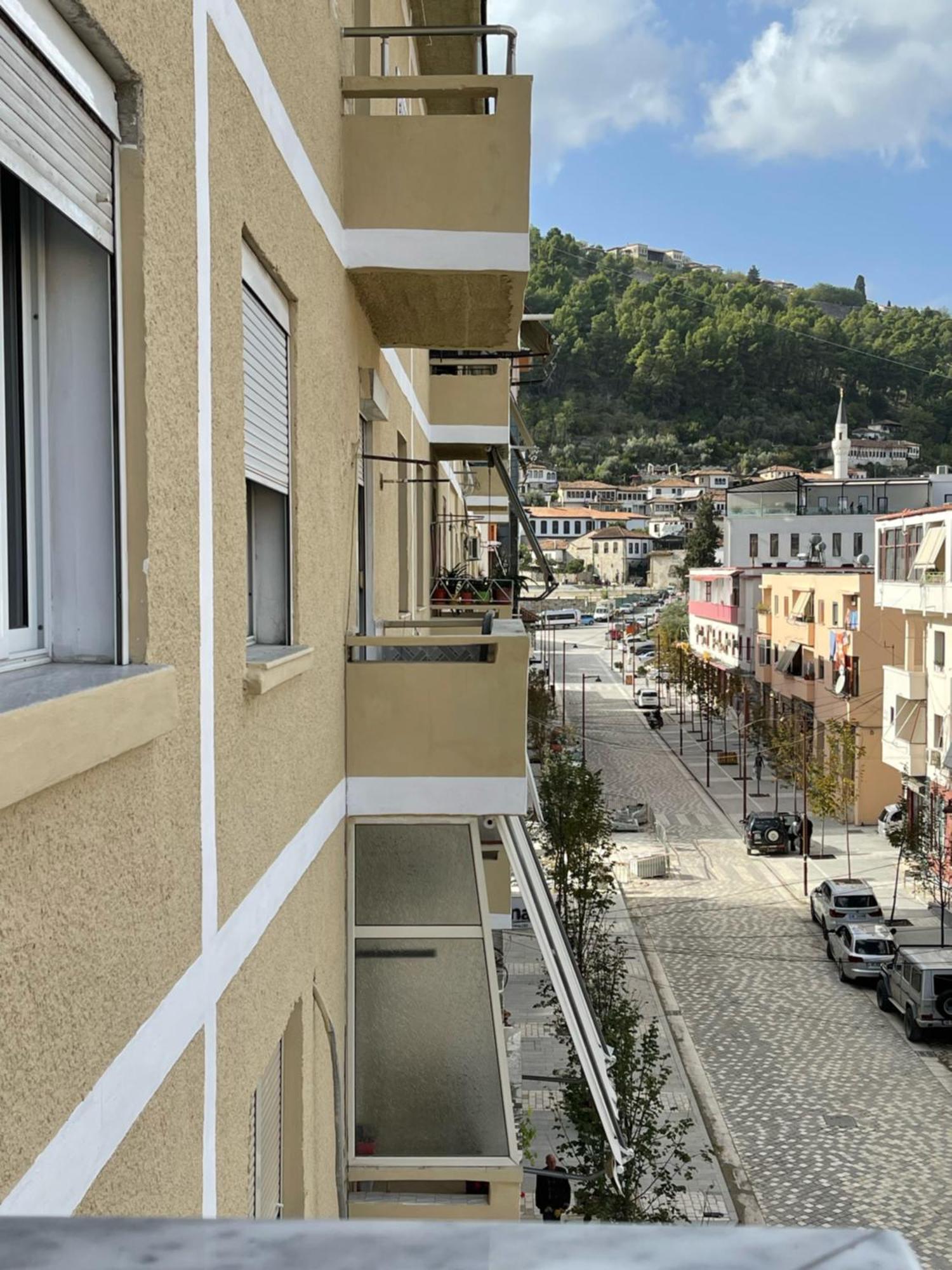 Beratinus Apartment In Berat Center Exterior foto